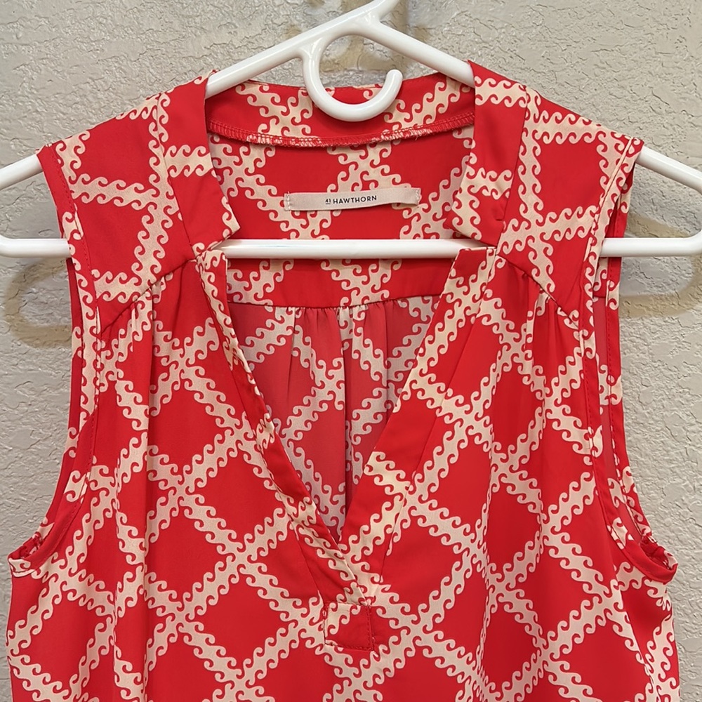 EUC Shalley Split Neck Sleeveless Blouse - Picture 3 of 5
